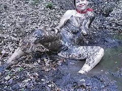 二人の兄弟は、公共の公園で幸運な男をしてください イケメン 美女 エロ